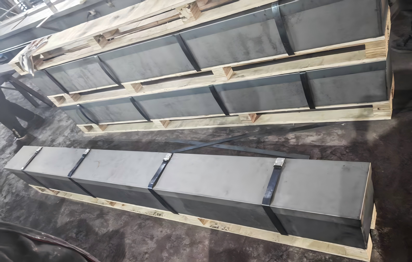 1.2360 Flat bar ready to be delivered to European client